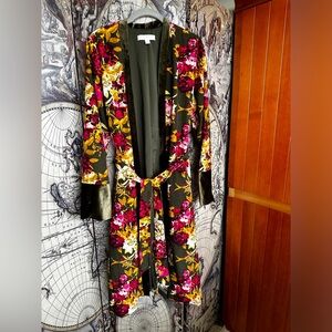 RARE Hard to find! NY & Co long kimono jacket. Size Medium.